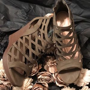 Army Green Choc corky Wedge!!